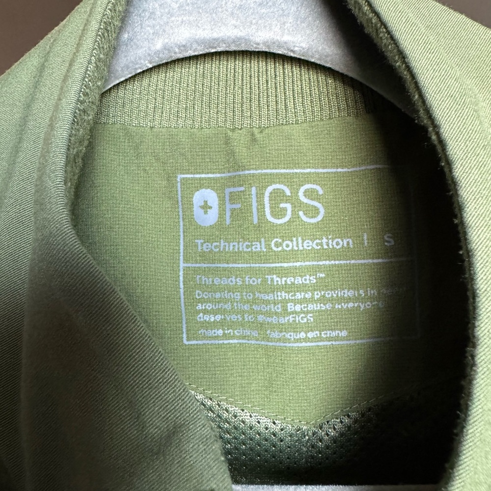 Figs Scrub Jacket Technical Collection - image 3